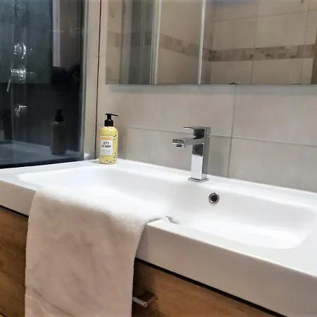 Le Nogue - Ideal Couples - Charmant Cocon Apartment *